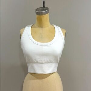 WHITE SPORTS BRA. SZ. L